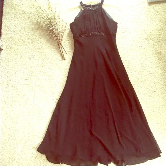 Evan Picone Dresses & Skirts - EVAN-PICONE PETITE BLACK CHIFFON DRESS